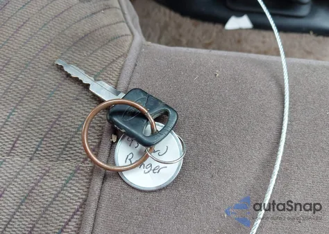 1993 Ford Ranger from USA, damaged, VIN 1FTCR10U9PPB79684